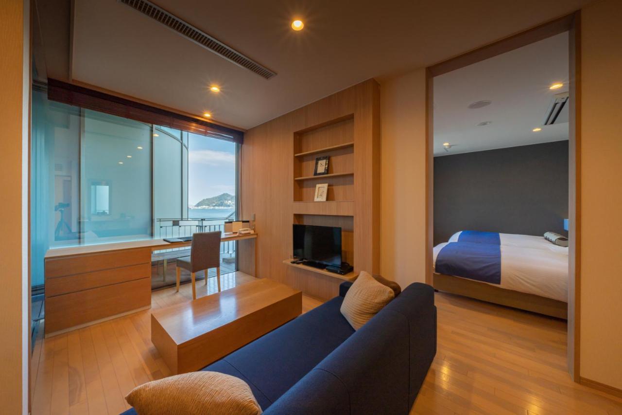 Auberge Fontaine Bleau Atami Atami  Exterior photo