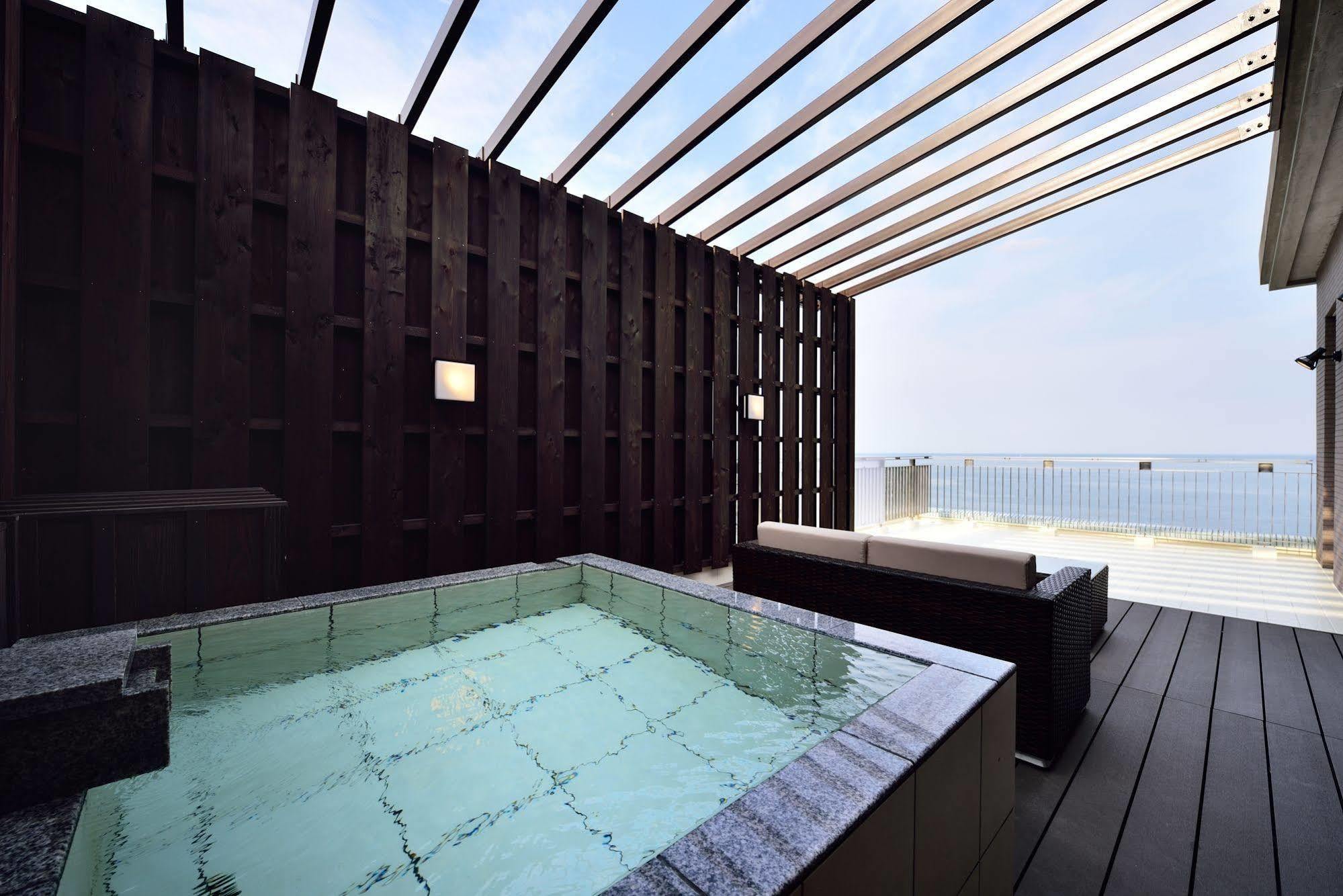 Auberge Fontaine Bleau Atami Atami  Exterior photo